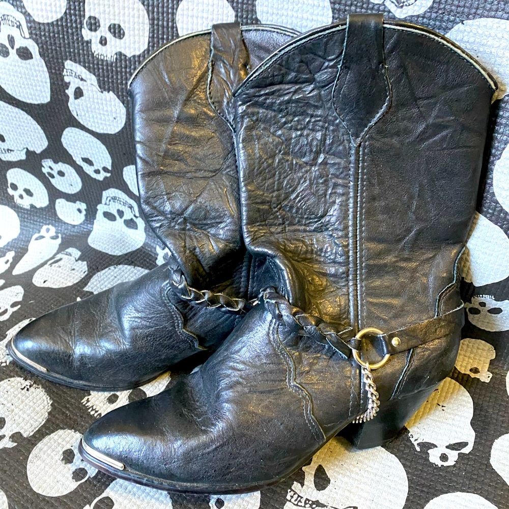 Black cowboy booties